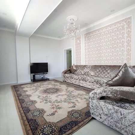 Prestigious Apartment In Бишкек Экстерьер фото