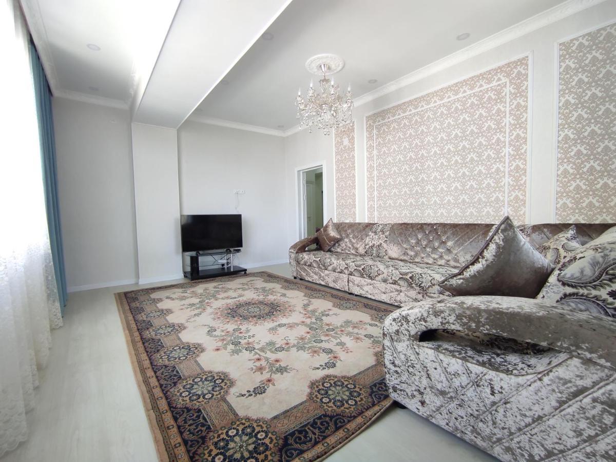 Prestigious Apartment In Бишкек Экстерьер фото
